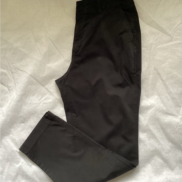 GAP Downtown Mid-Rise Khaki, Size 12T - Picture 3 of 10